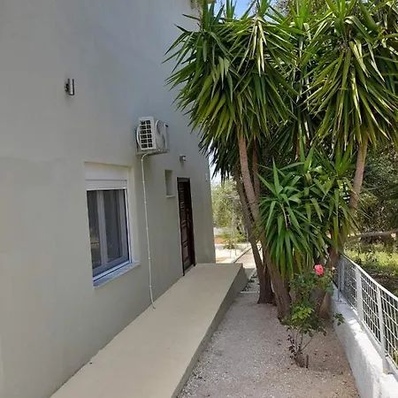 Olga's Al Mar Holiday home